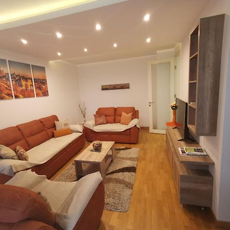 Twin Belville Apartments Belgrado Exterior foto